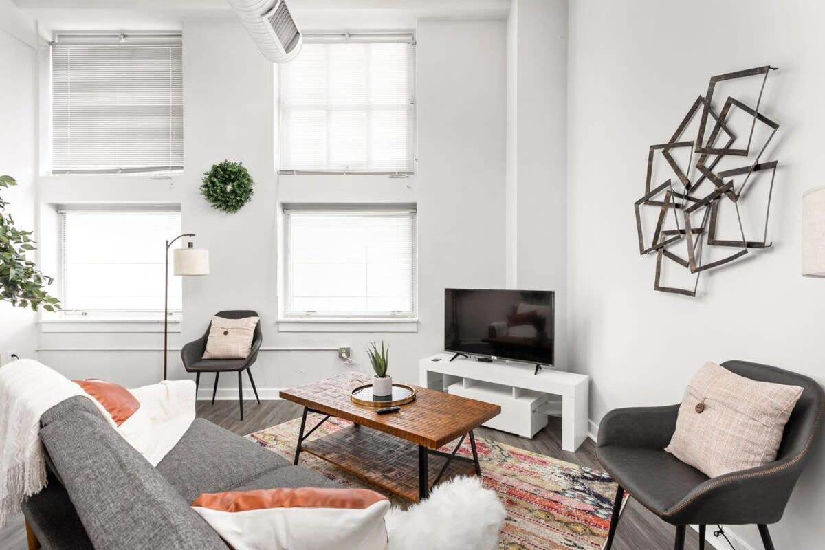 Modern Downtown Apartment 2Br 2Ba By Cozysuites Indianapolis Exterior photo