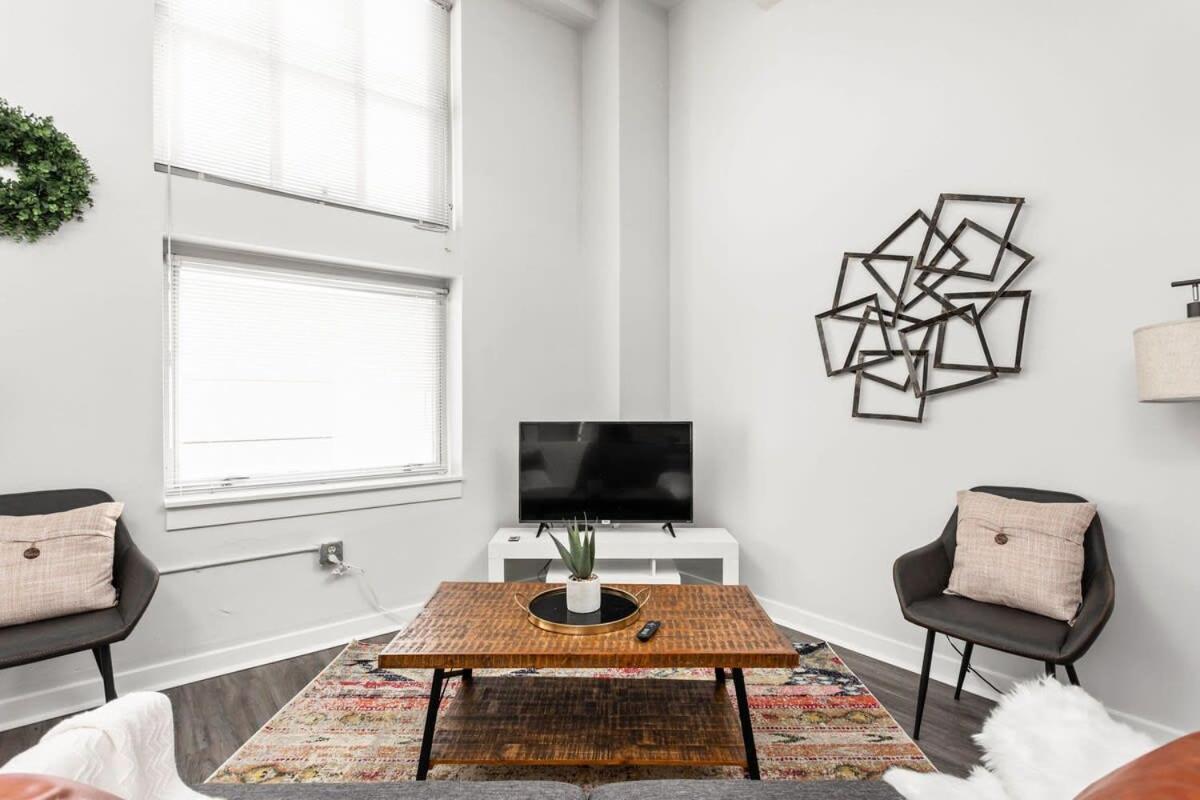 Modern Downtown Apartment 2Br 2Ba By Cozysuites Indianapolis Exterior photo