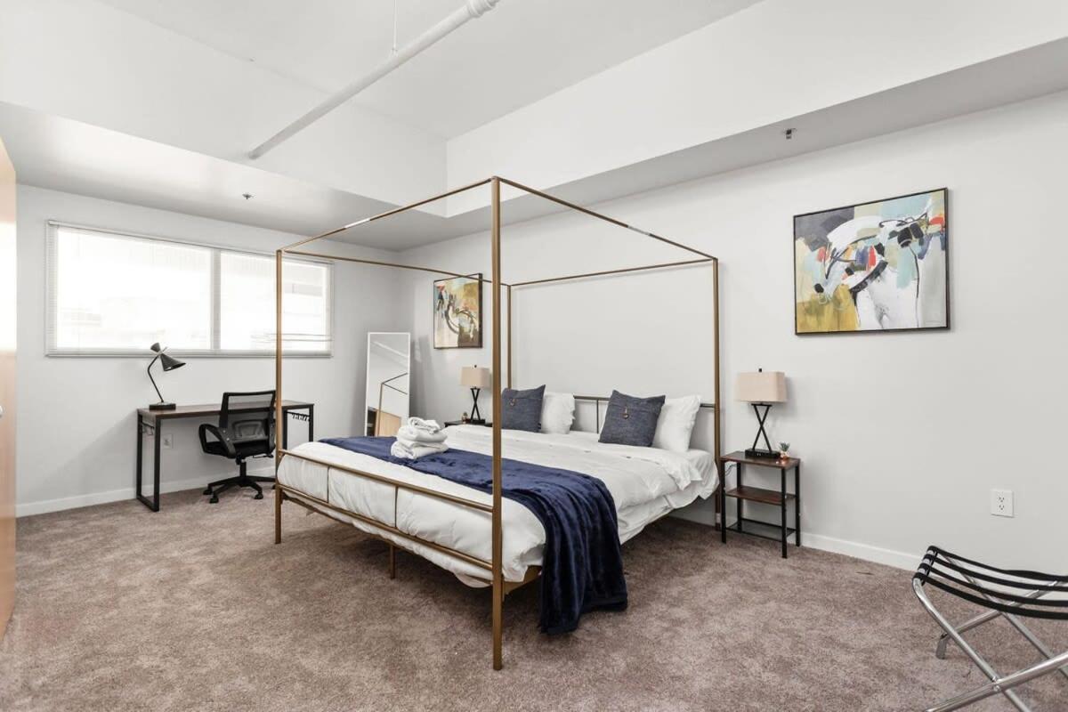 Modern Downtown Apartment 2Br 2Ba By Cozysuites Indianapolis Exterior photo